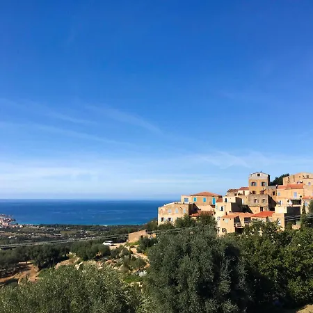 Sleeps 8 With Pool Air Con And Wifi * Feliceto